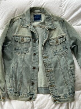 Zara Men's Light Denim Jacket - Classic Style